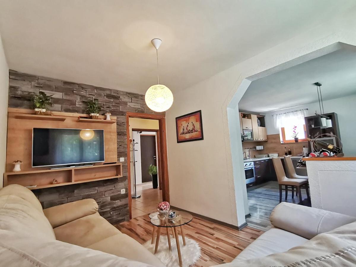Apartman Sunny Lika Gospić Eksteriør bilde