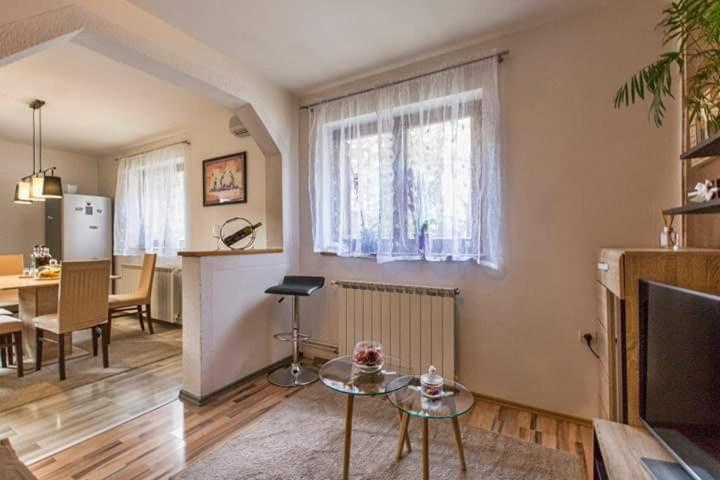 Apartman Sunny Lika Gospić Eksteriør bilde