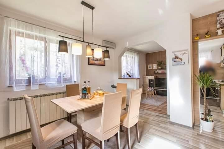 Apartman Sunny Lika Gospić Eksteriør bilde